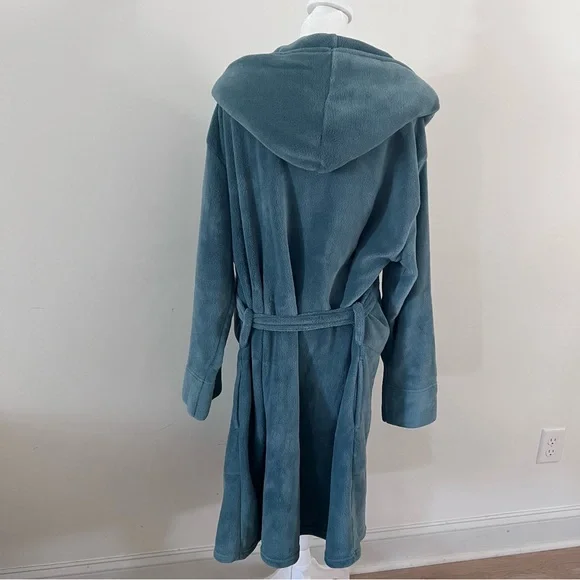 NWT Vera Bradley Disney Winnie The Pooh Hooded Fleece Robe Limited Edition | 2X| - Picture 7 of 10